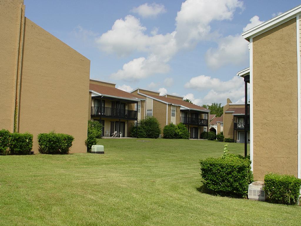 Cross Creek Apartments Jacksonville FL 32210 8559132046